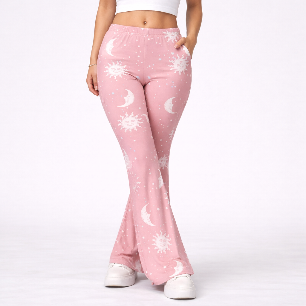 Universo | Pantalón de campana con estampado de luna y sol